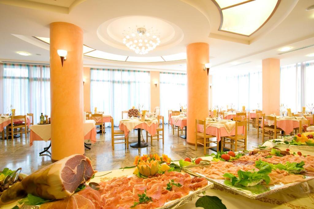 Hotel Costaverde Cesenatico Zewnętrze zdjęcie