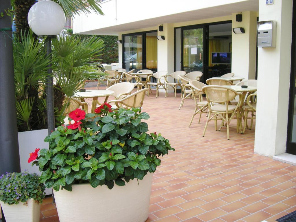 Hotel Costaverde Cesenatico Zewnętrze zdjęcie