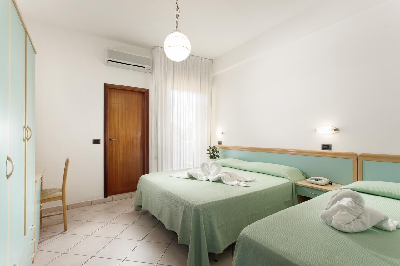 Hotel Costaverde Cesenatico Zewnętrze zdjęcie