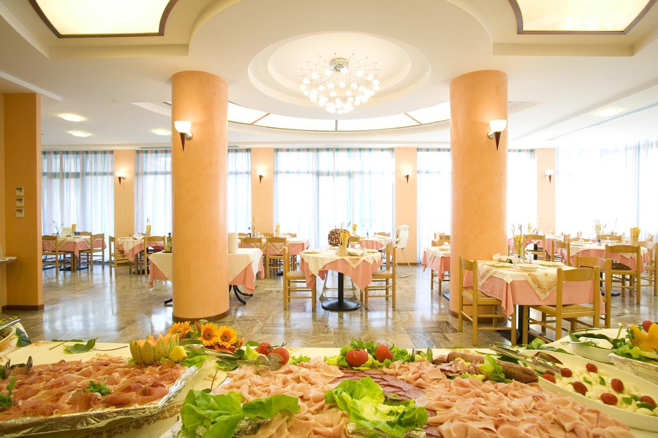 Hotel Costaverde Cesenatico Zewnętrze zdjęcie